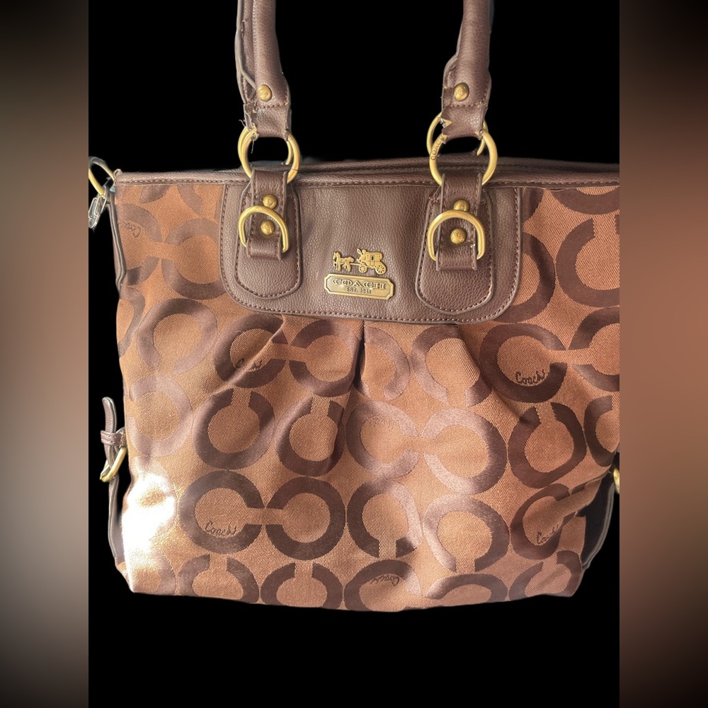 Coach purse check video for the wear